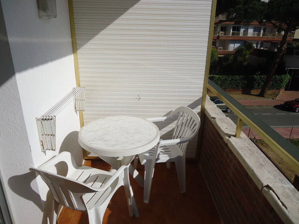 Apartamentos Antillas Fenals โยเรตเดมาร์ ภายนอก รูปภาพ