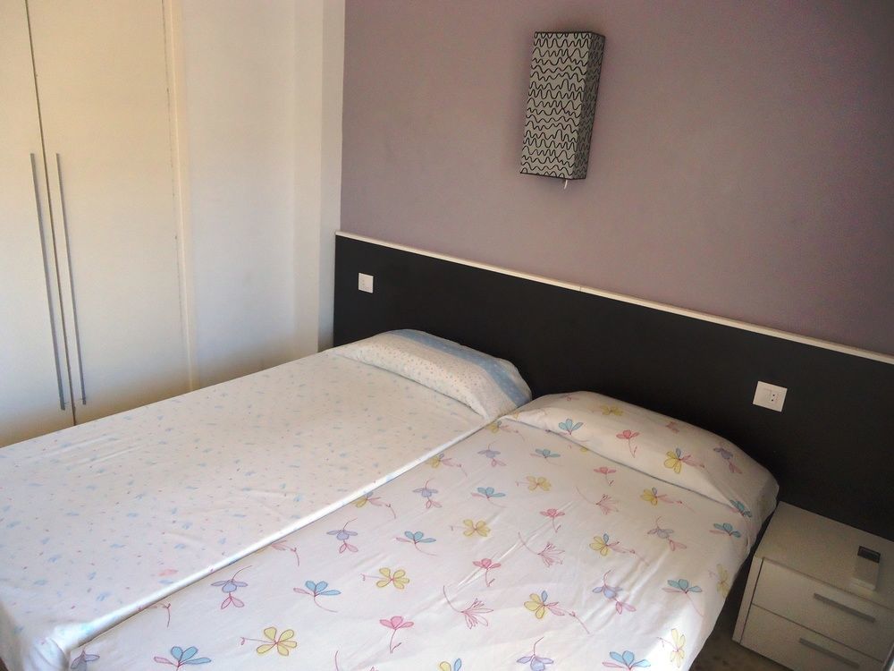 Apartamentos Antillas Fenals โยเรตเดมาร์ ภายนอก รูปภาพ